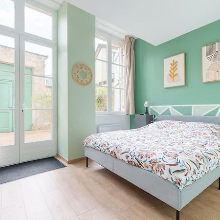 Appartement Lumineux Avec Cour Шомон Екстер'єр фото