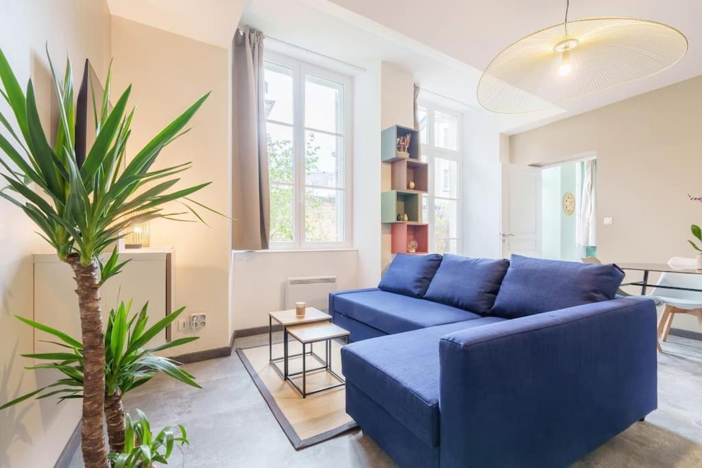 Appartement Lumineux Avec Cour Шомон Екстер'єр фото